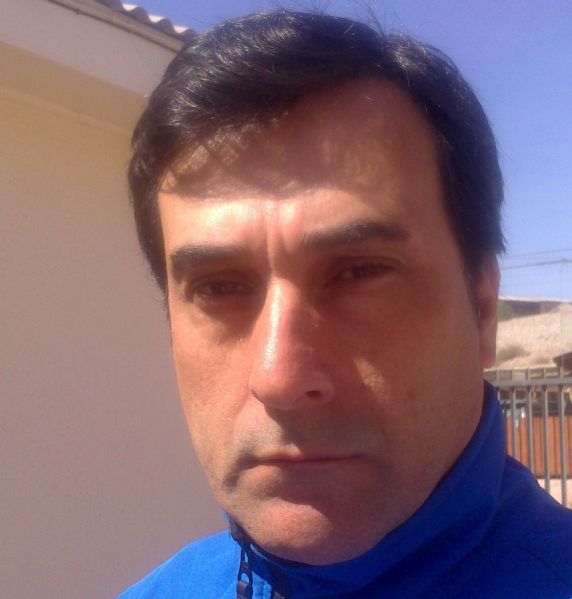 el hombre solo bernardo atxaga wikipedia