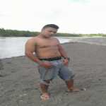 col1995 de , vive en Limon (Costa_Rica)