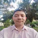 braulio figueroa  de , vive en  (Perú)