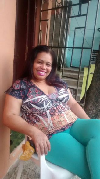 Eridania, Mujer de Santo Domingo buscando pareja