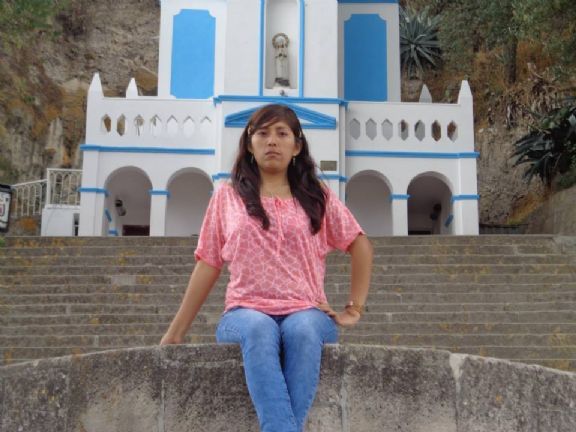 Lizeths, Chica de Lima buscando amigos