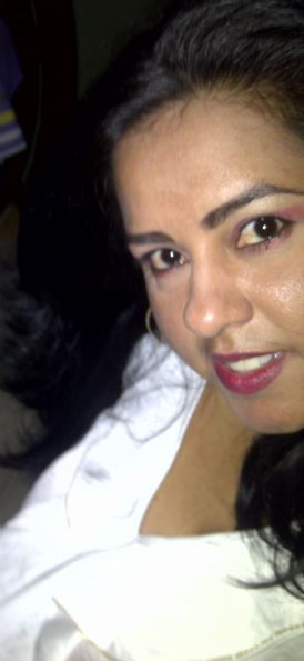 Silvia, Mujer de Maracaibo buscando una cita ciegas