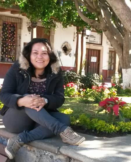 Maria, Chica de Tijuana buscando una cita ciegas