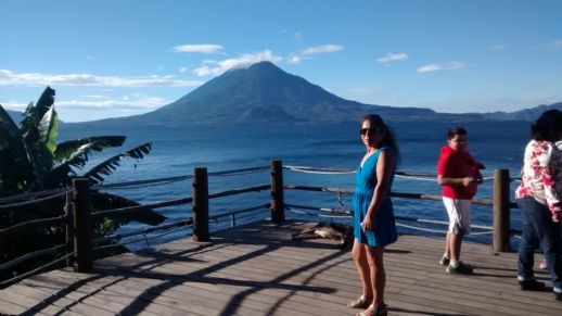 Ana maria, Mujer de Guatemala buscando una cita ciegas