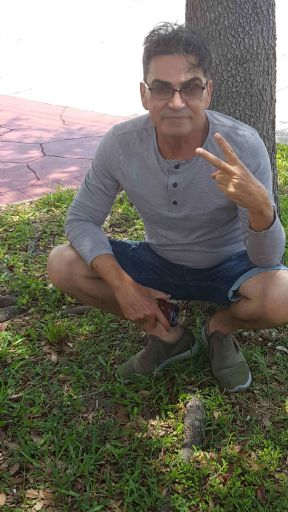 Javier, Hombre de Maracaibo buscando conocer gente