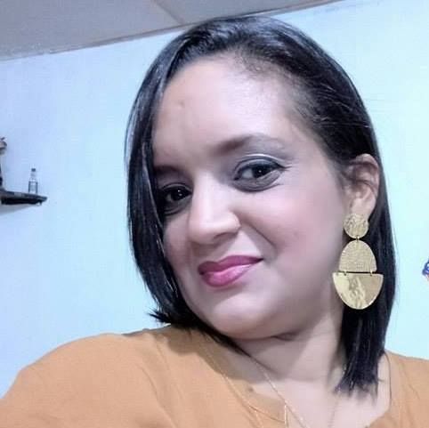 Micaela, Mujer de Barranquilla buscando mujeres