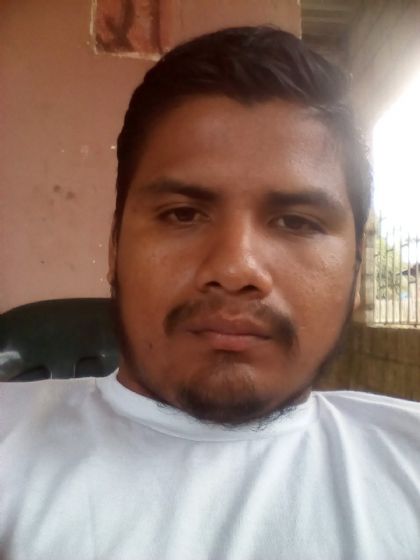 Manuel almeida, Chico de Ecuador buscando pareja