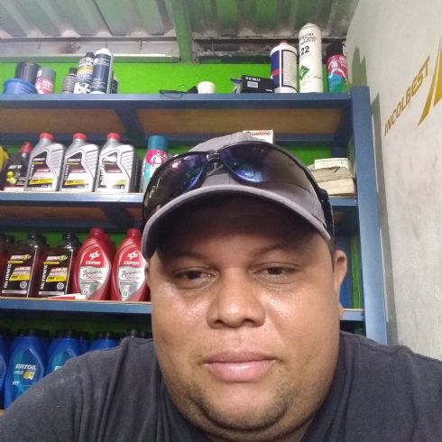 Nahun, Hombre de San Pedro Sula buscando pareja