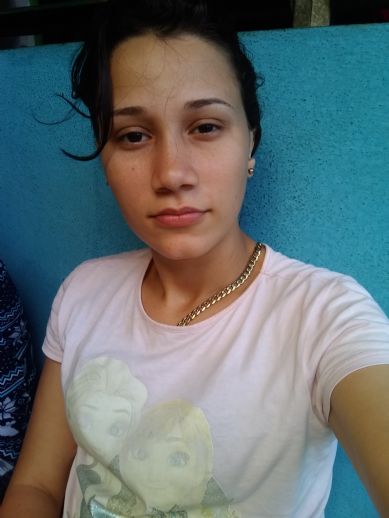 Adriana, Chica de Cuba buscando pareja