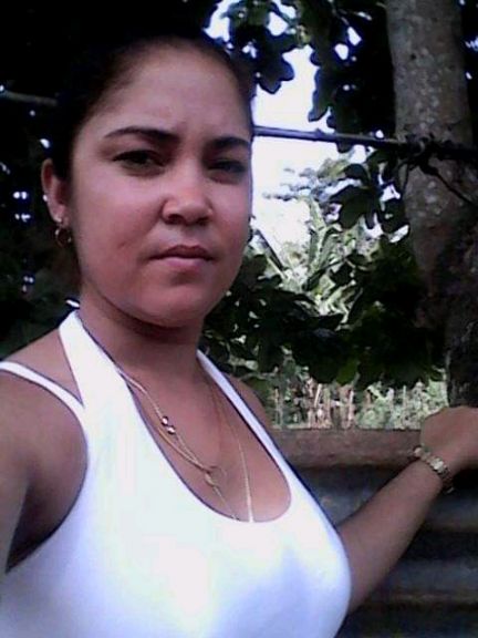 Alejandra perez niev, Mujer de Camagüey buscando pareja