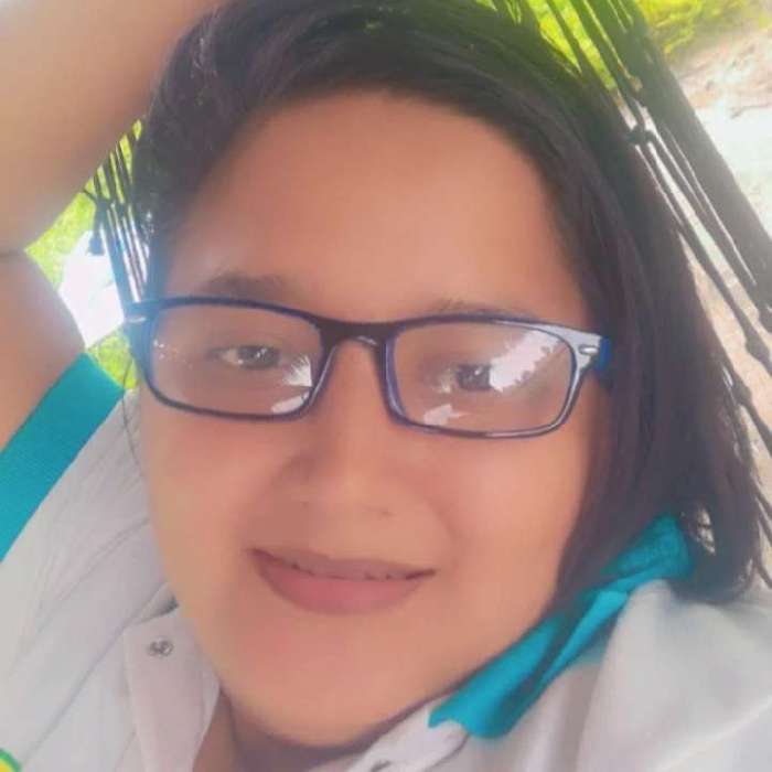 Kerly buscando conocer gente en Valencia Kerly, Chica de Valencia buscando conocer gente