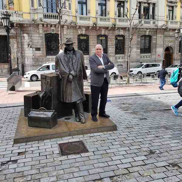 Paul buscando pareja en Gijón Paul, Hombre de Gijón buscando pareja