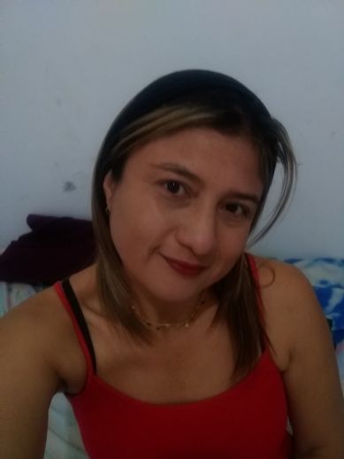 Lisbeth, Mujer de San Cristóbal buscando conocer gente