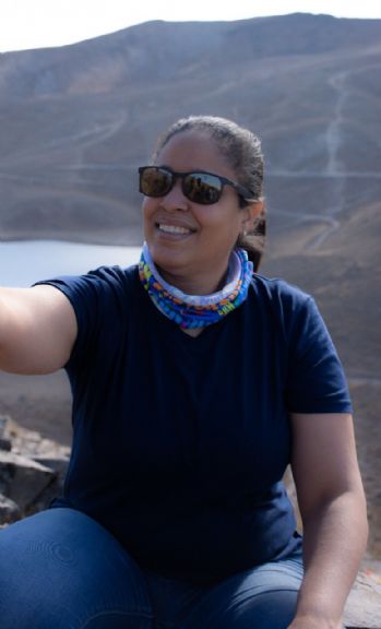Mujer Soltera de Downey (Estados_Unidos)