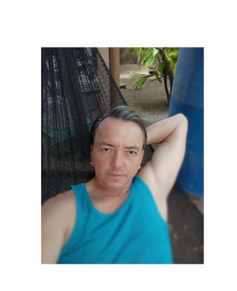 Jovanny buscando pareja en Portoviejo Jovanny, Hombre de Portoviejo buscando pareja