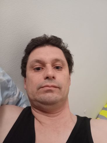 Enrico buscando conocer gente en Vitoria-Gasteiz Enrico, Hombre de Vitoria-Gasteiz buscando conocer gente