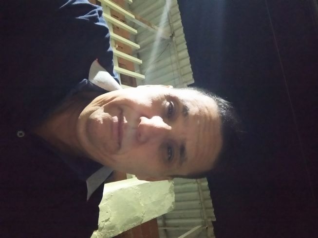 Eder buscando una cita ciegas en Maracay Eder, Hombre de Maracay buscando una cita ciegas