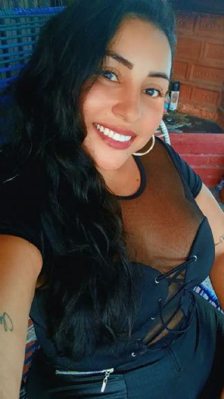 Lola buscando una cita ciegas en Neiva Lola, Mujer de Neiva buscando una cita ciegas
