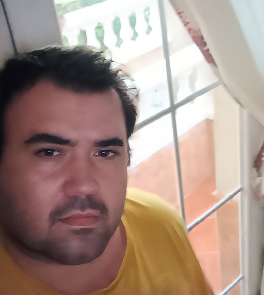 Andres buscando pareja en Granada Andres, Hombre de Granada buscando pareja