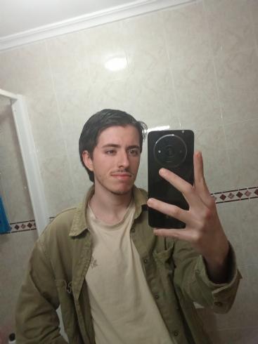 Jesús buscando una cita ciegas en Murcia Jesús, Chico de Murcia buscando una cita ciegas