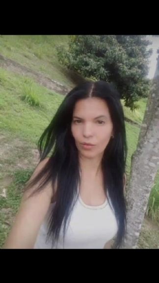 Salomé buscando conocer gente en Caracas Salomé, Mujer de Caracas buscando conocer gente