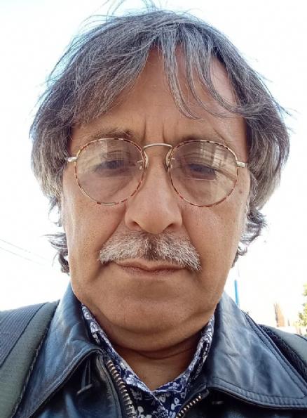 Javier buscando una cita ciegas en Lima Javier, Hombre de Lima buscando una cita ciegas