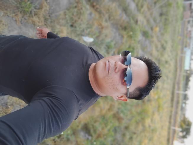 Carlos buscando pareja en Quito Carlos, Chico de Quito buscando pareja
