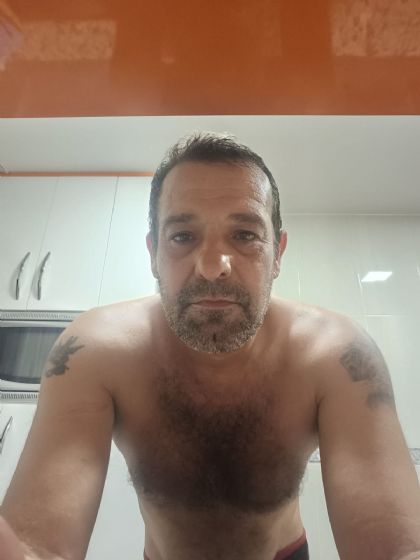 Jorge buscando una cita ciegas en Zaragoza Jorge, Hombre de Zaragoza buscando una cita ciegas