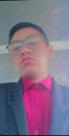Yomar buscando amigos en Oruro Yomar, Chico de Oruro buscando amigos