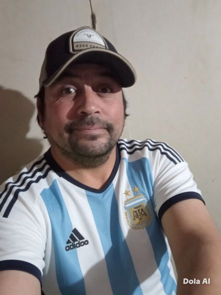 Adrian buscando conocer gente en Comodoro Rivadavia Adrian, Hombre de Comodoro Rivadavia buscando conocer gente