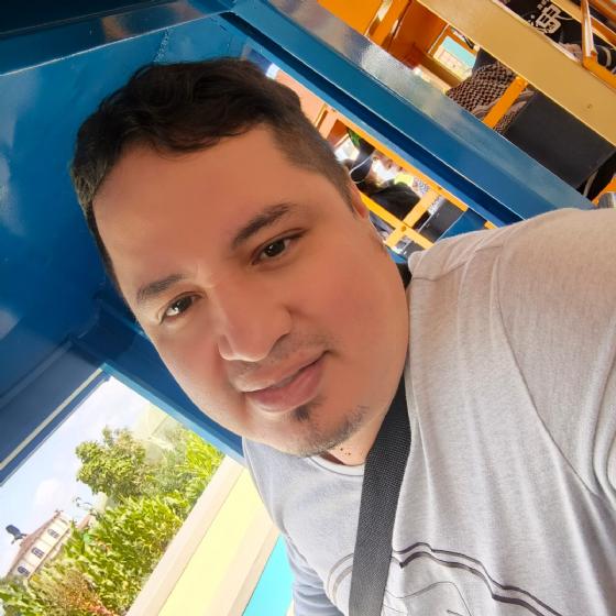 Marlon buscando conocer gente en Cali Marlon, Hombre de Cali buscando conocer gente