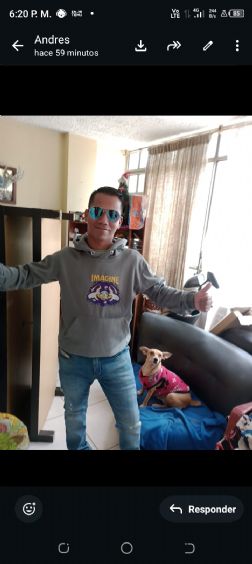 Andrade buscando una cita ciegas en Bogotá Andrade, Hombre de Bogotá buscando una cita ciegas