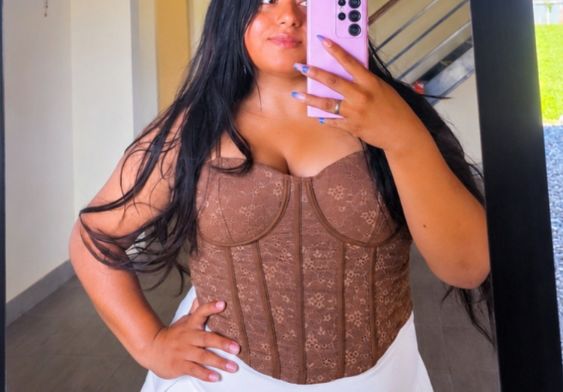 Anacely buscando una cita ciegas en Moyobamba Anacely, Chica de Moyobamba buscando una cita ciegas