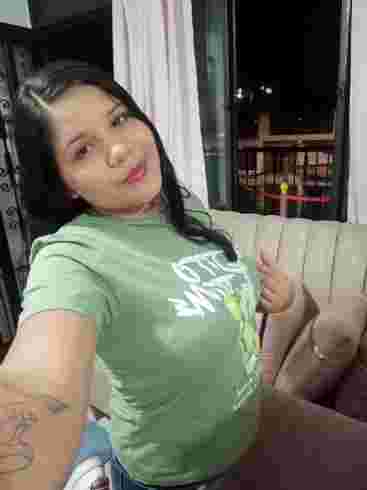 Alexandra buscando una cita ciegas en Cali Alexandra, Chica de Cali buscando una cita ciegas