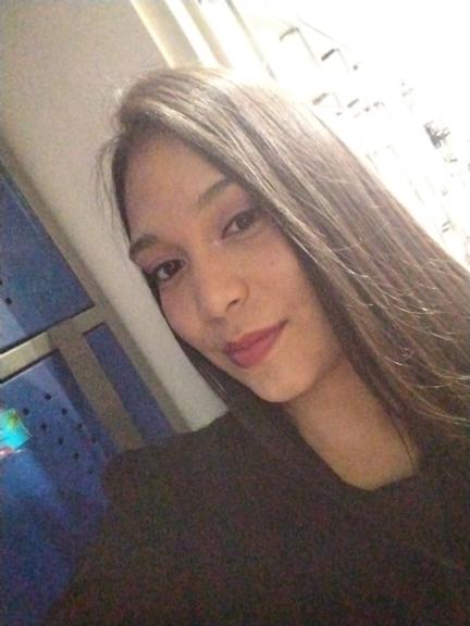 Vero buscando una cita ciegas en Cali Vero, Chica de Cali buscando una cita ciegas