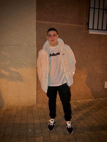 Juan buscando pareja en Madrid Juan, Hombre de Madrid buscando pareja
