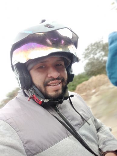 Bryan buscando una cita ciegas en Nuevo Chimbote Bryan, Chico de Nuevo Chimbote buscando una cita ciegas