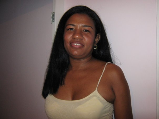 Enluzca, Mujer de Santa Marta buscando pareja